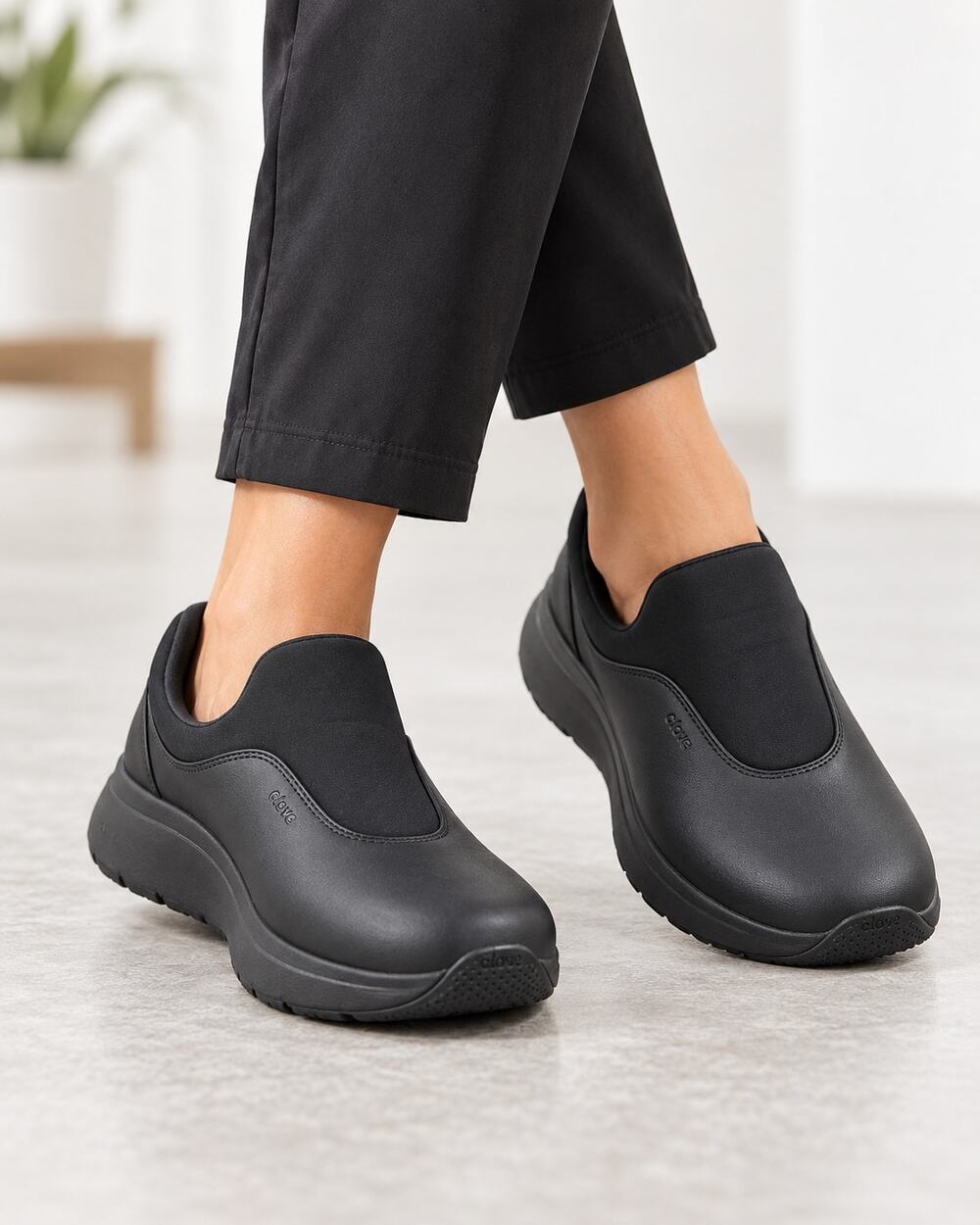 Clove Contour Comfort System Slip-On Work Shoes – Black – Women’s 7.5